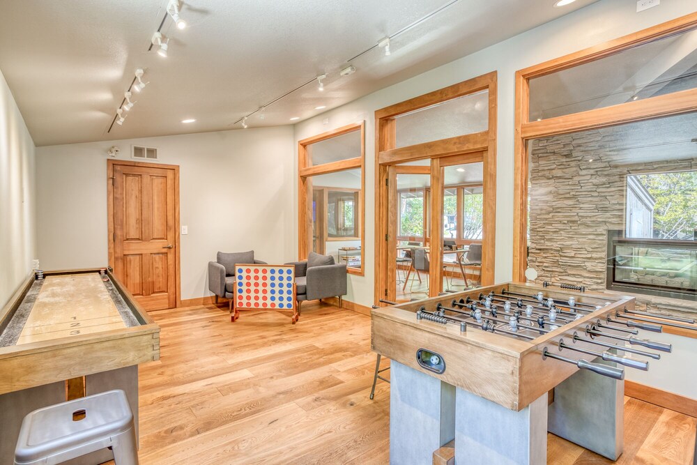 Private, hotel style suite in Bend with access to fitness center.