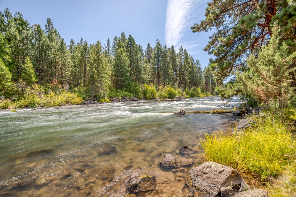 Private, hotel style suite in Bend with access to fitness center.