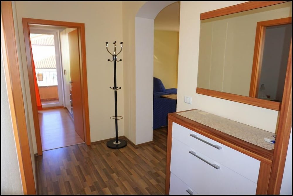 Garden View Two-bedroom Apartment OJ2 in Izola, Slovenia