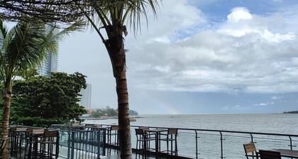 Hompton by the Beach Penang