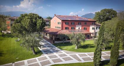 Borgo Romantico Relais