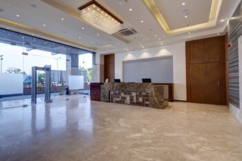 90 City Civic Center Ranip Gratis Terbaru