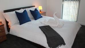 2 bedrooms