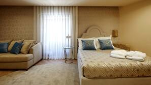 Individually decorated, free cots/infant beds, free WiFi, linens