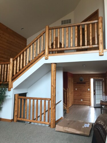 Bear Cave 1 Beautiful Cabin Walking Distance To Starved Rock