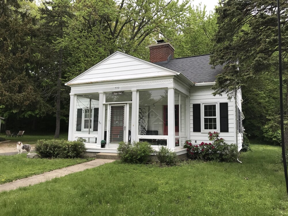 Newly renovated Cape Cod just minutes from downtown on Lake Street.