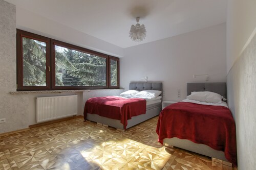 Bed And Breakfast Modlin Find Cheap 37 Bbs Travelocity - 