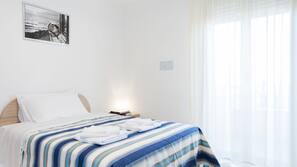 Copriletto in piuma, materassi in memory foam, una cassaforte in camera