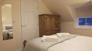 3 bedrooms, WiFi