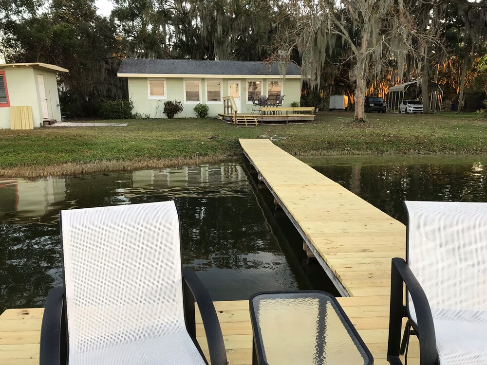 Fully Remodeled 2 2 Cabin Right On Lake Henry In Lake Placid