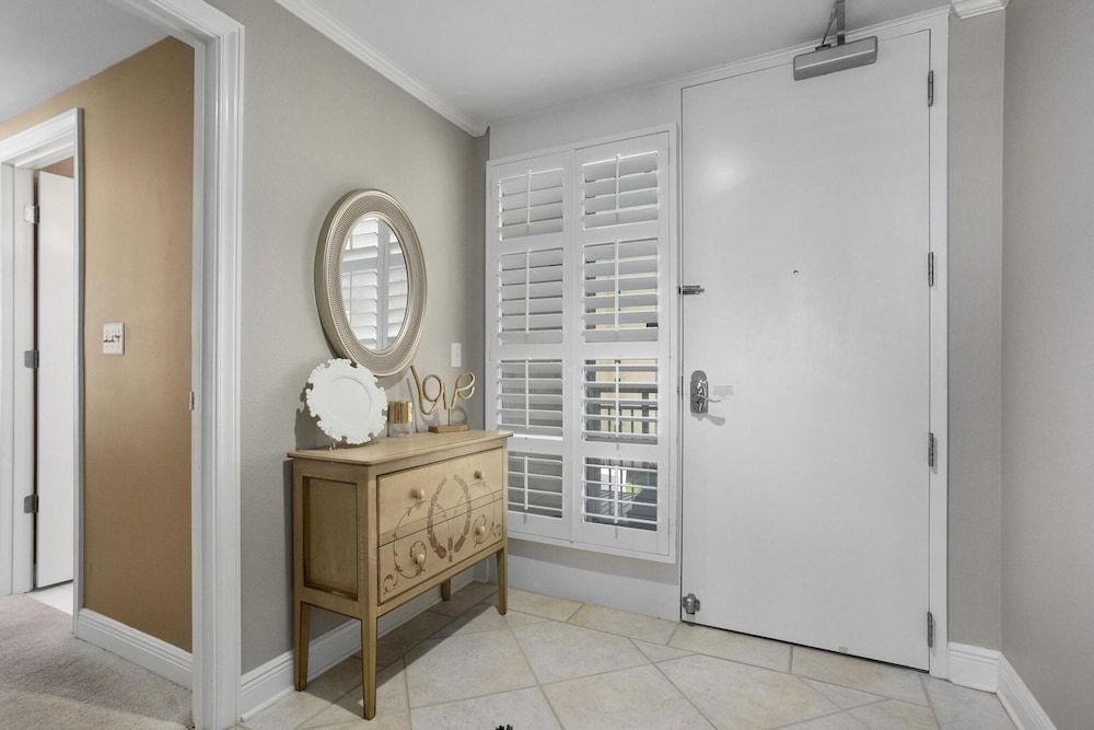 Best Views on the Beach from this 3rd floor Belle Mer condo! Navarre