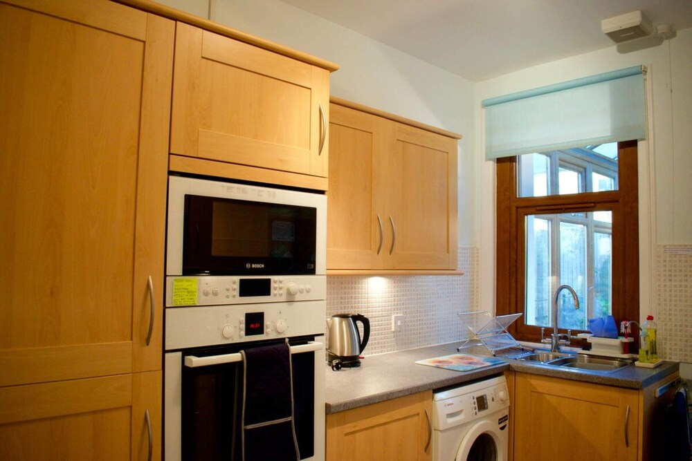 Cosy Home With Views of Arthur's Seat