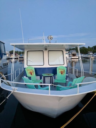 Lake Michigan Houseboat Rentals Find Cheap 67 Houseboat Rentals