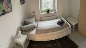 2 Schlafzimmer, Bügeleisen/Bügelbrett, Internetzugang, Bettwäsche