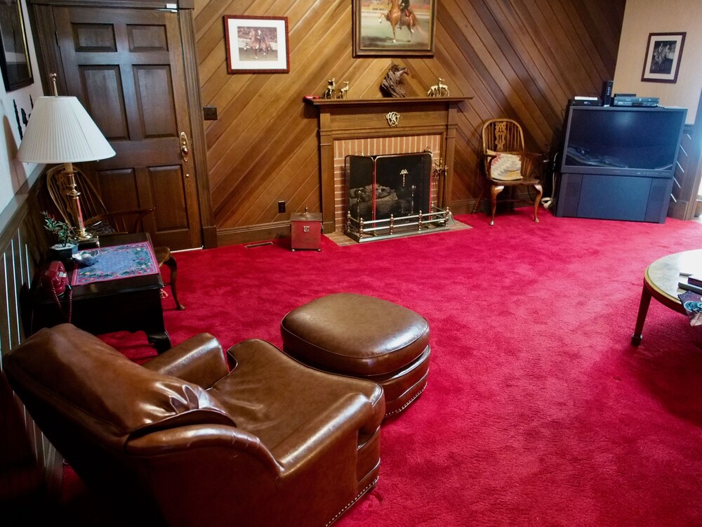 The Clark House Inn in Danville Best Rates & Deals on Orbitz