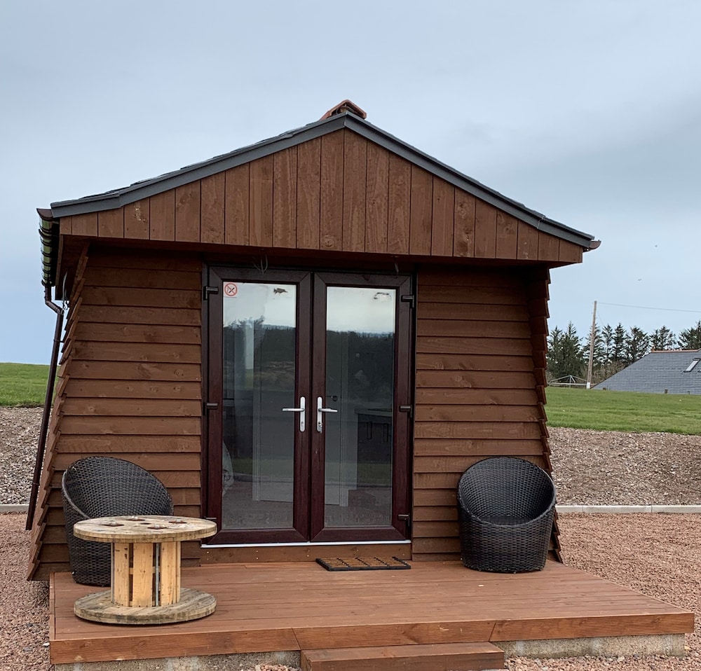 Acdc Glamping, Campervan , Caravan and Tent Resort AU153 Deals