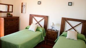 2 bedrooms, down comforters, individually decorated