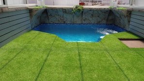 Piscine couverte, piscine extérieure