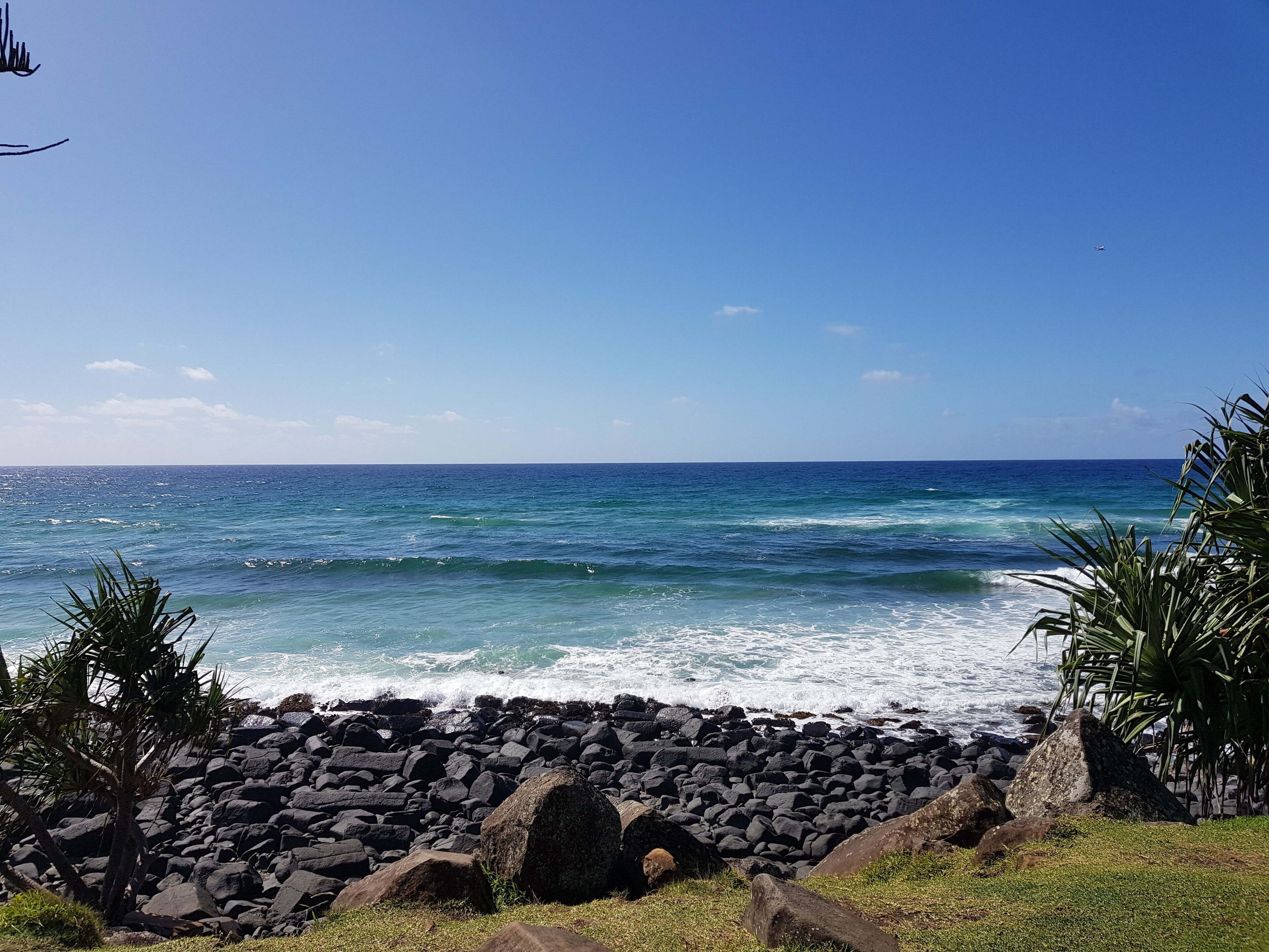 Private Access to the Beach, Ocean Views & Outdoor Spa - Central Location