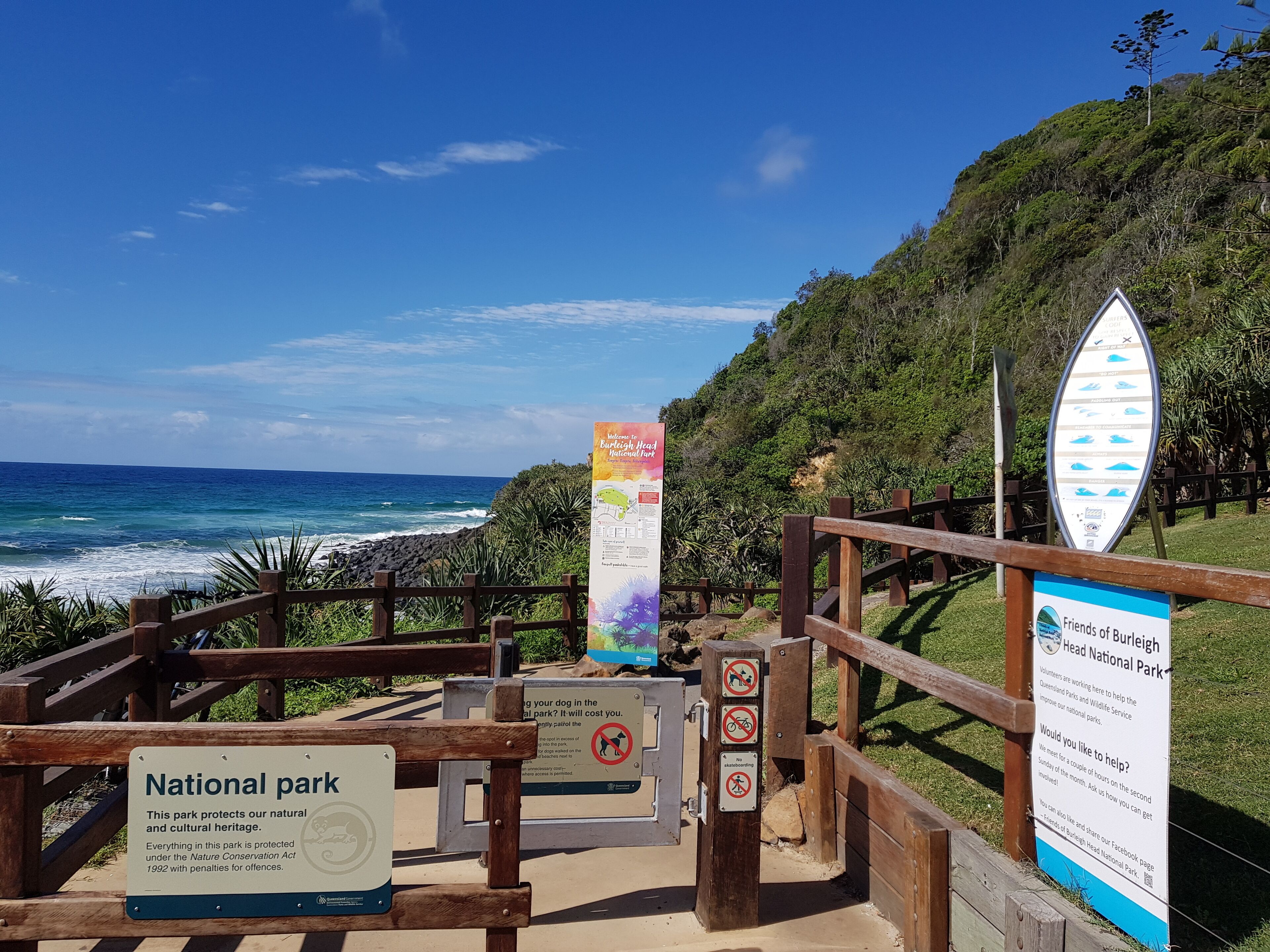 Private Access to the Beach, Ocean Views & Outdoor Spa - Central Location