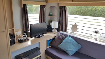 Cozy Mobile Home On The 4 Park De Brem In Renesse Reviews