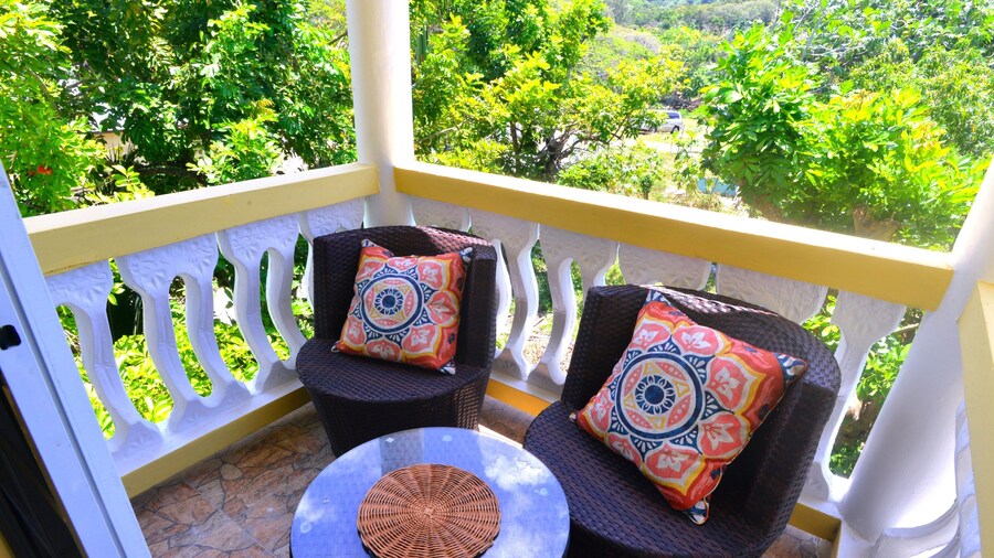 Takuma Boutique Hotel and Villa Suites Jamaica