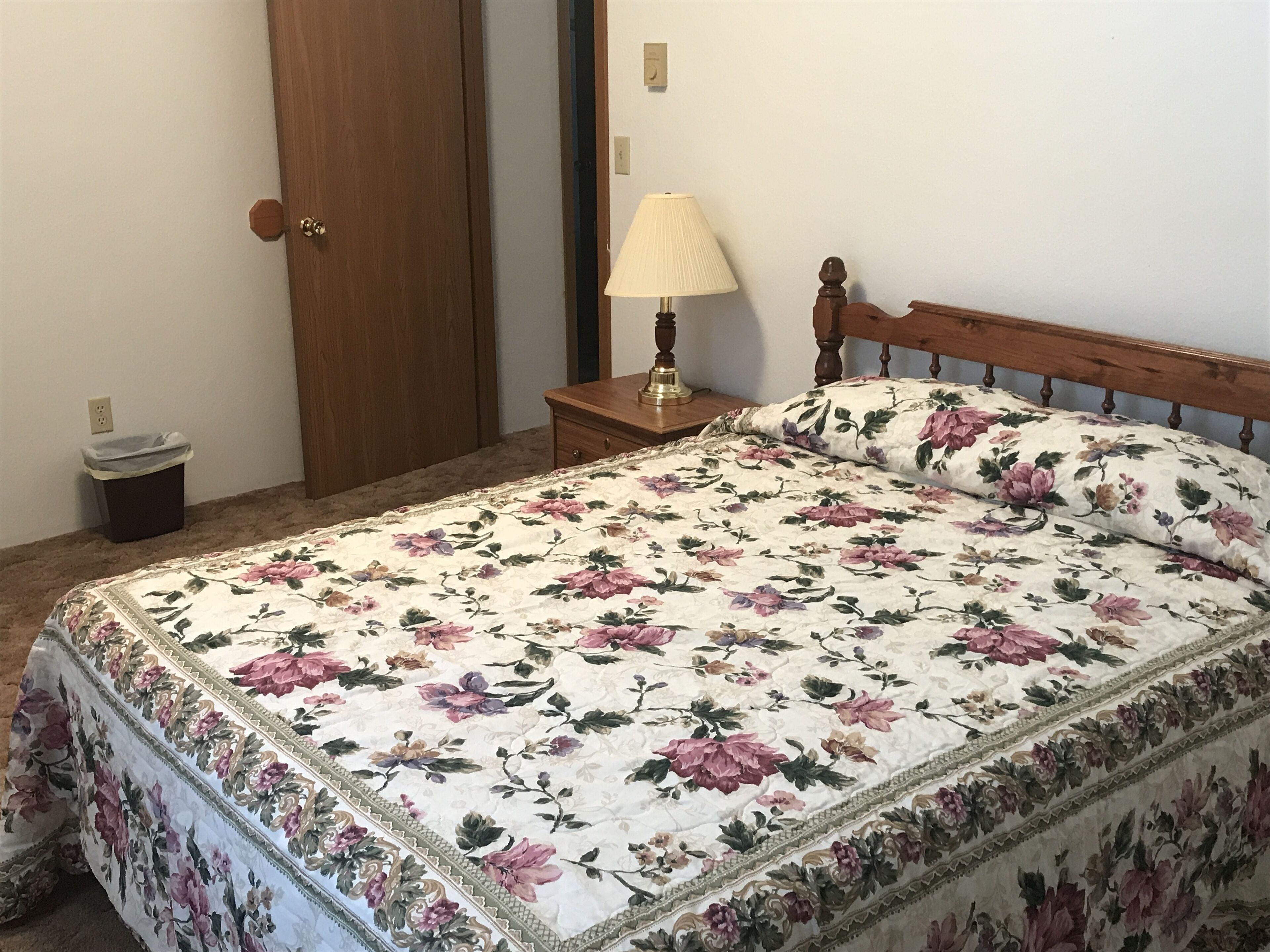 Clean, Comfortable and Quiet Condo in Ironwood, United States