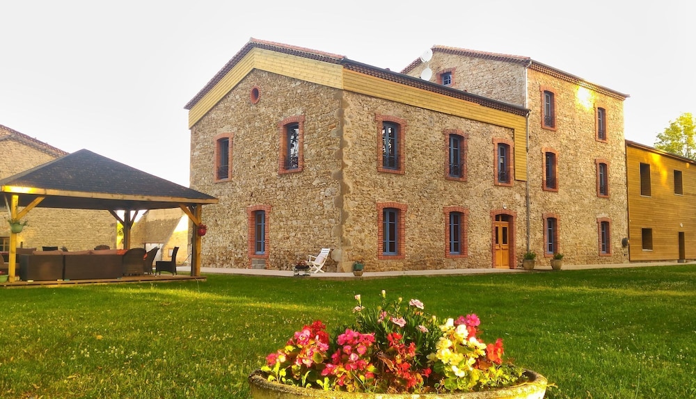 Domaine De La Frissonnette in Auzelles, France