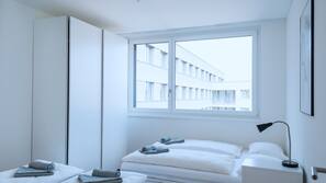 1 chambre, fer et planche à repasser, accès Internet, draps fournis