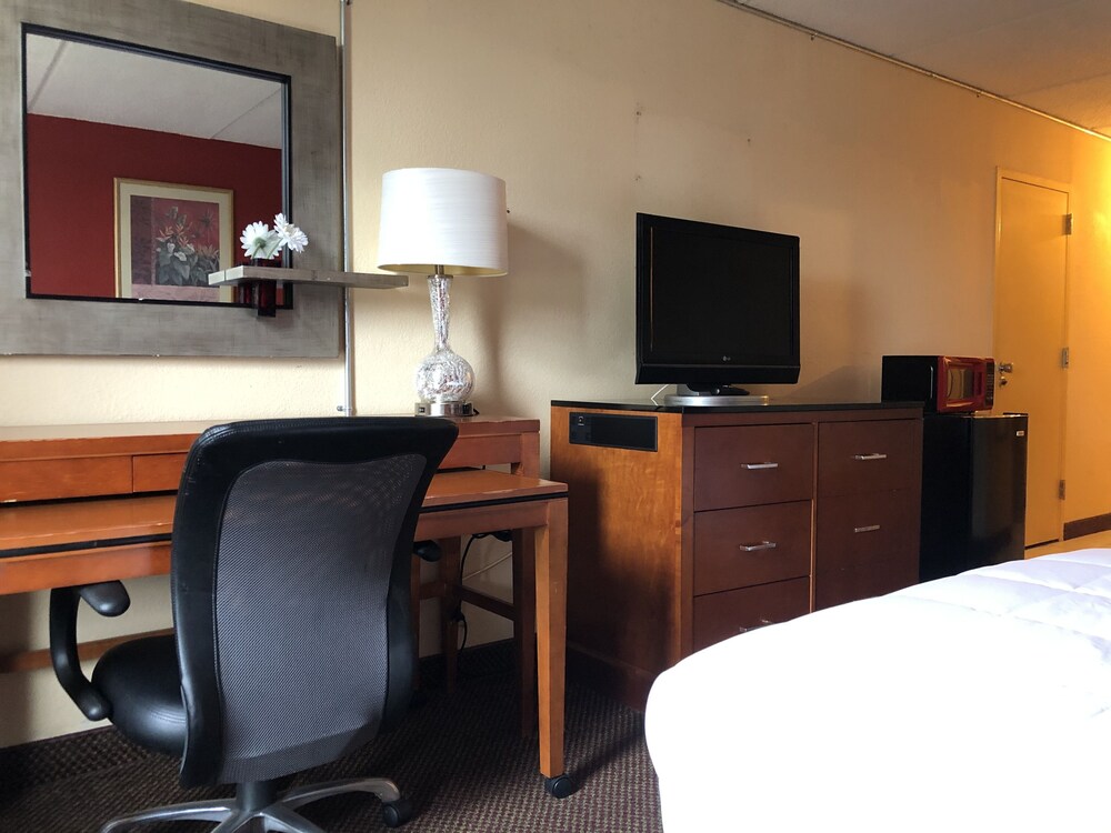 The Grand Hotel Spindletop