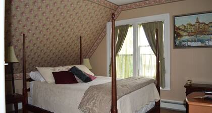 Ascendence Halifax Bed & Breakfast
