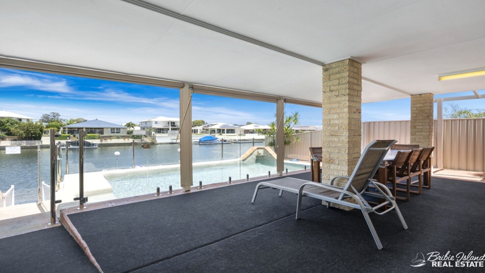 CANAL COVE IN BONGAREE