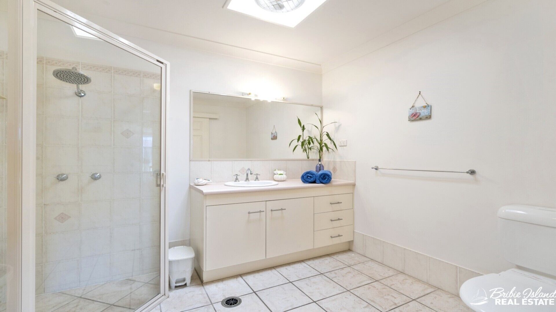 CANAL COVE IN BONGAREE