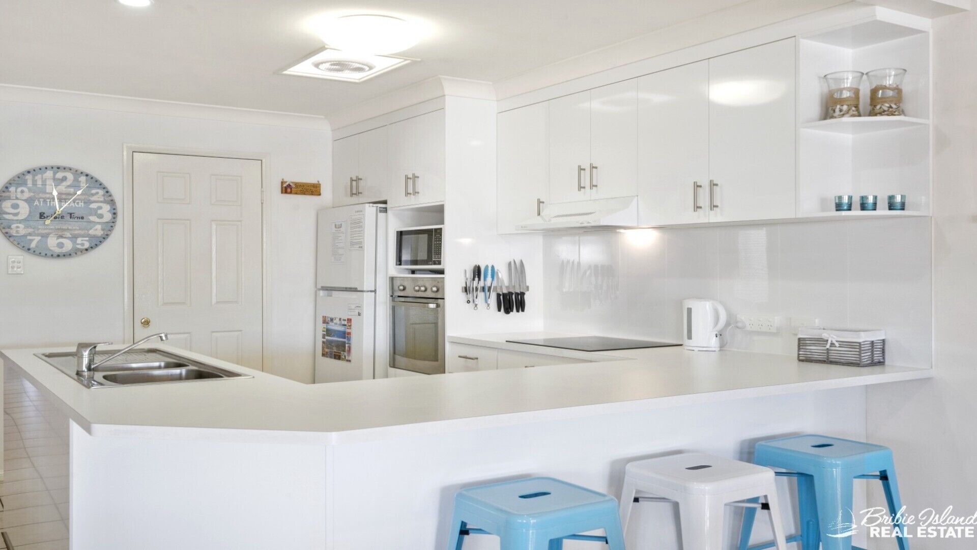 CANAL COVE IN BONGAREE