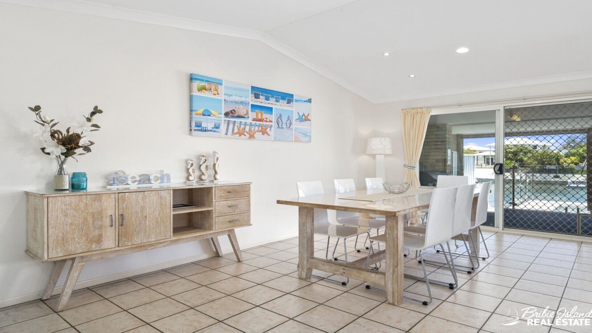 CANAL COVE IN BONGAREE