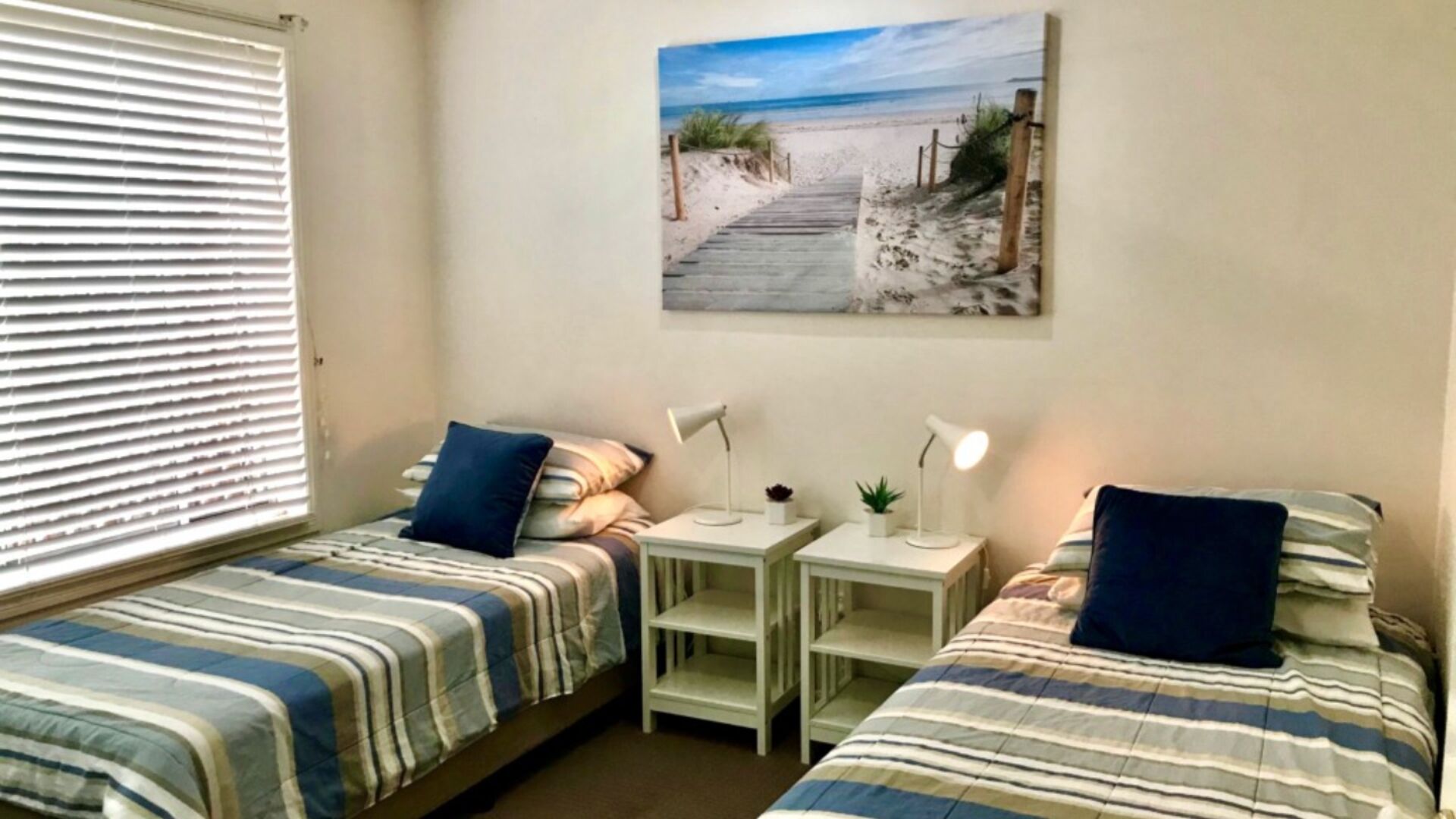 CANAL COVE IN BONGAREE