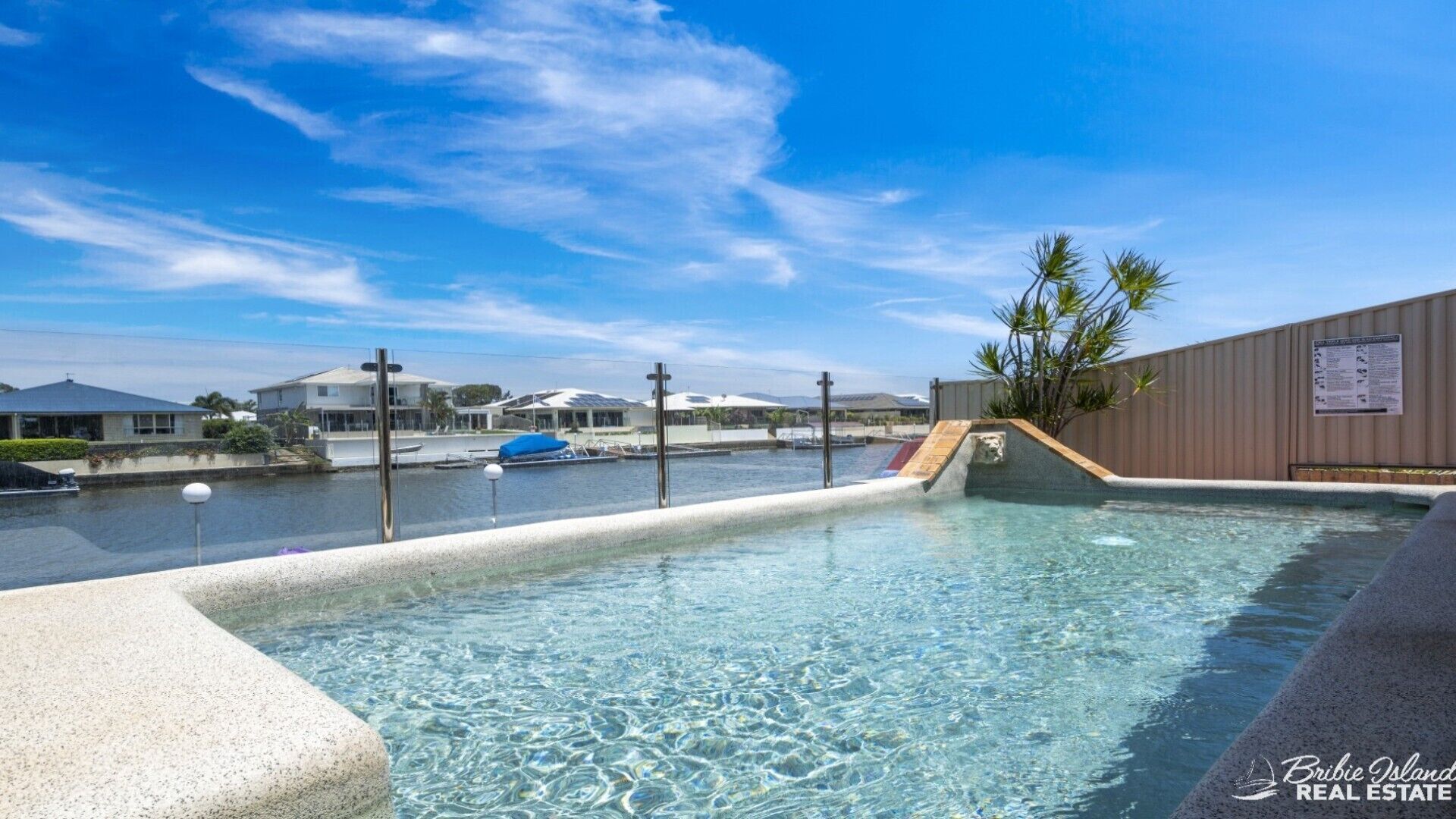 CANAL COVE IN BONGAREE