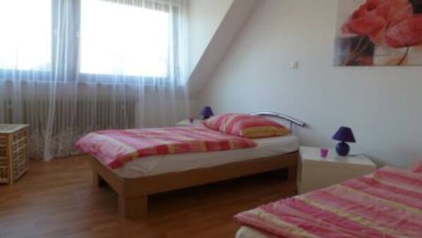 3 Schlafzimmer, Internetzugang