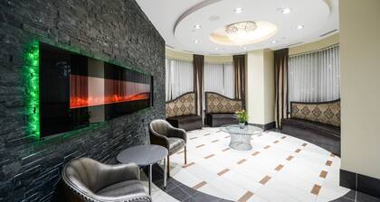 Sarkar Suites - 310 Burnhamthorpe Road