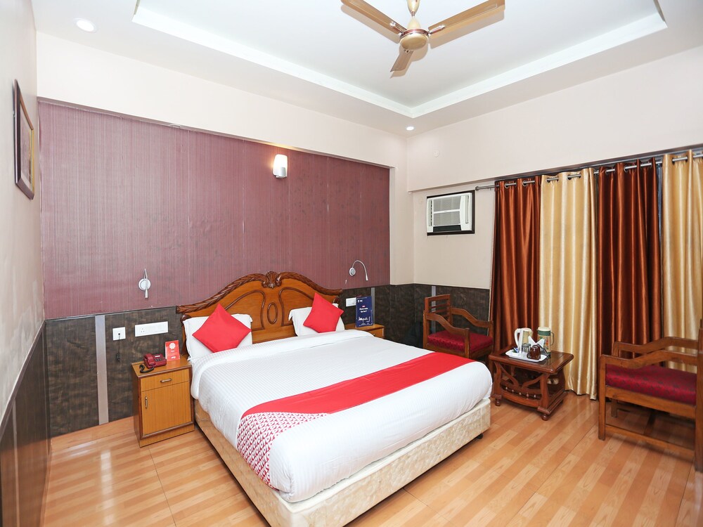Oyo 19332 A P Regency In Ambala Hotel Rates Reviews On Orbitz