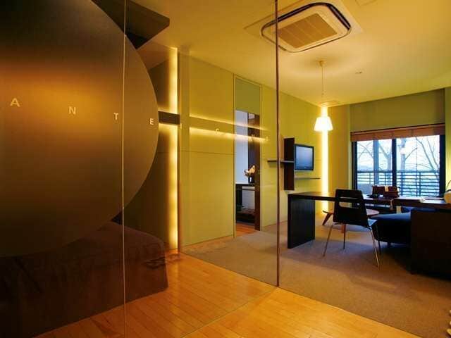 Shikotsu-ko Suizantei Club in Chitose, Japan