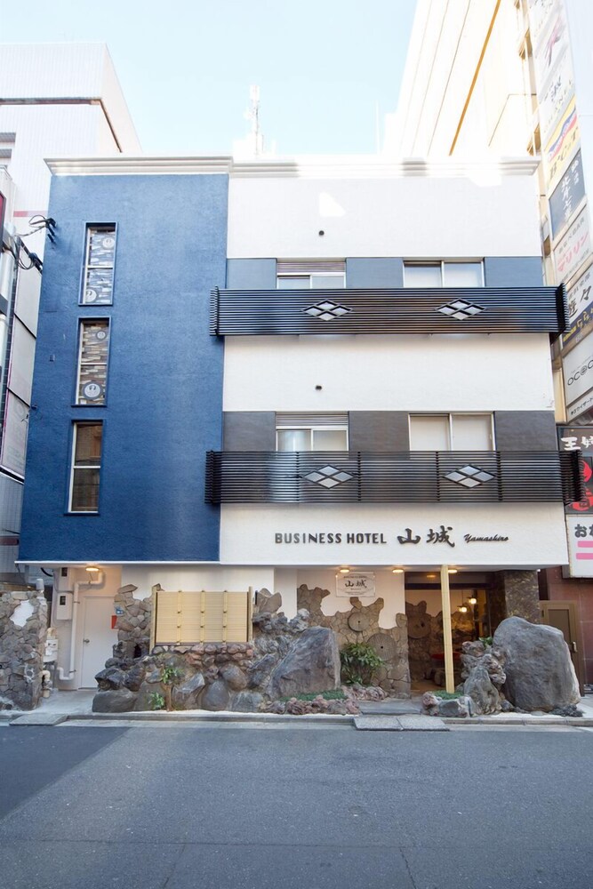 ビジネスホテル山城