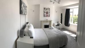Premium bedding, iron/ironing board, free WiFi, linens