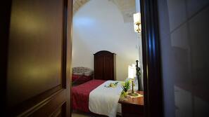 Individually decorated, individually furnished, free WiFi, linens