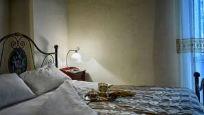 Individually decorated, individually furnished, free WiFi, linens