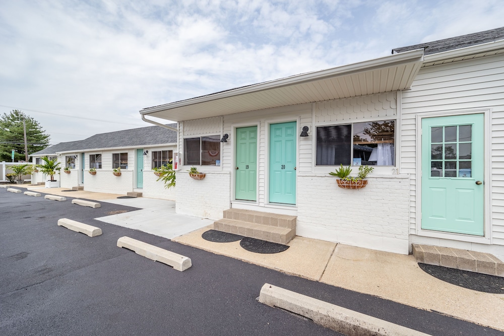 Ocean Glass Inn in Rehoboth Beach Best Rates & Deals on Orbitz