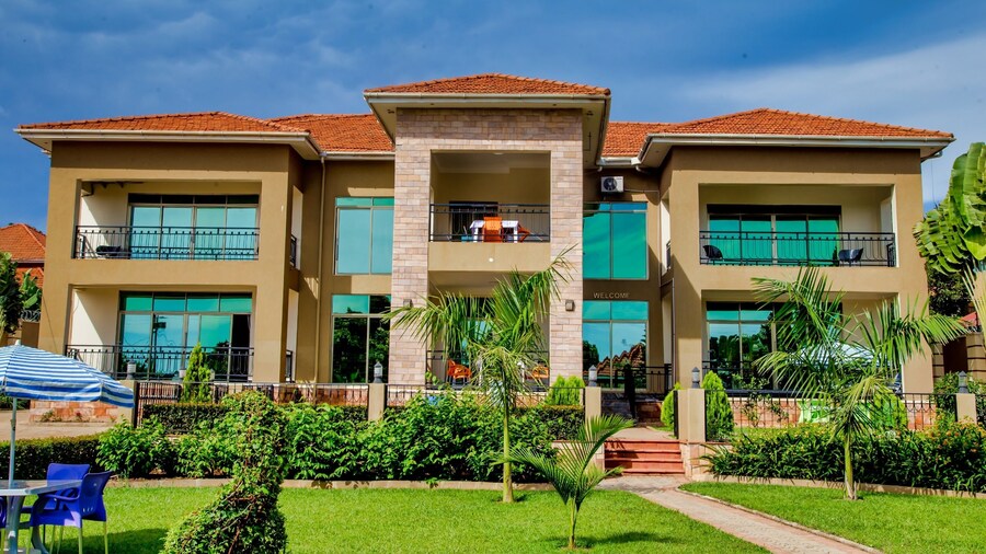 Lake Point Villa