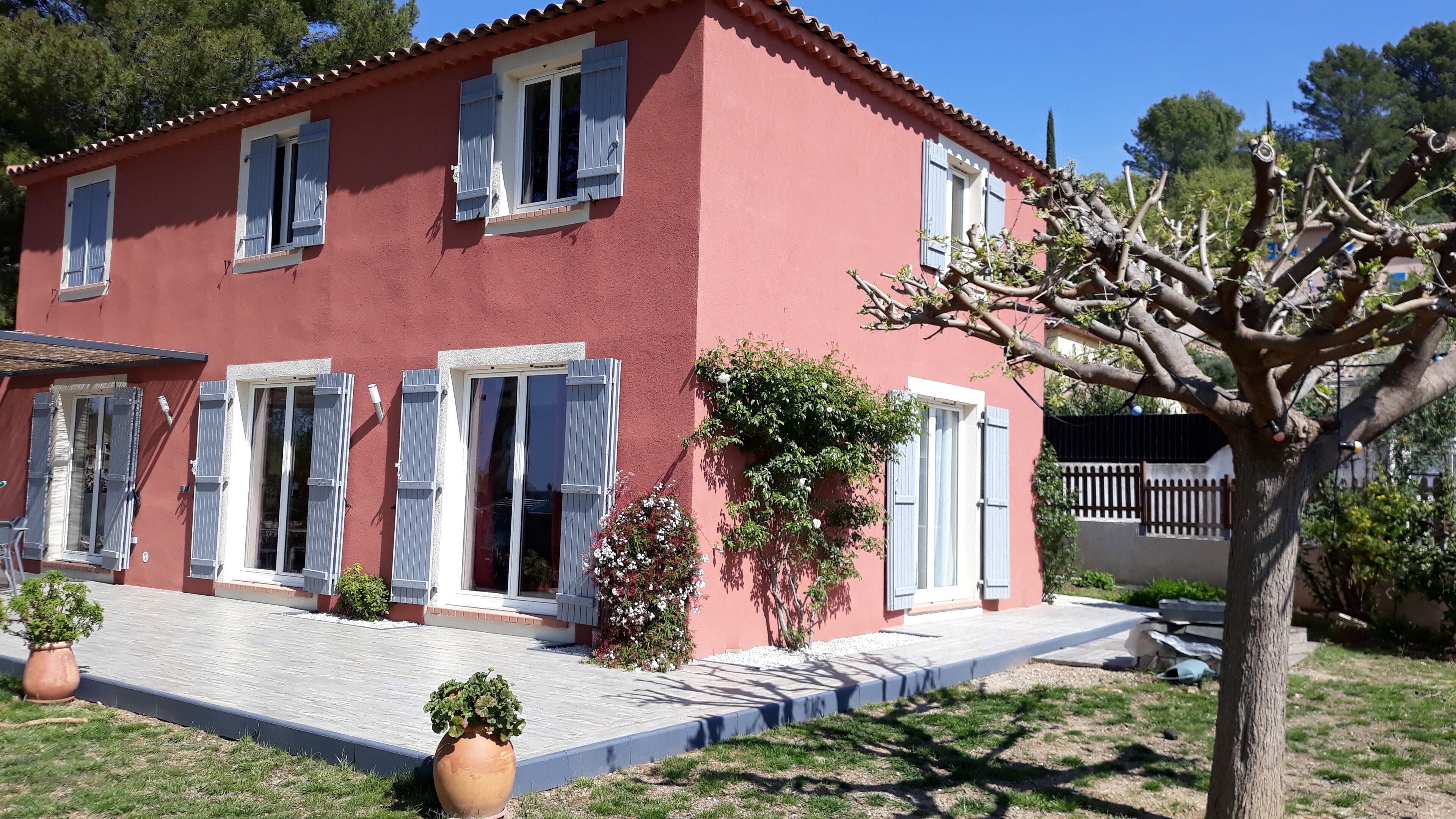 Villa With Pool - Panoramic Views of the Massif des Maures in Draguignan in Draguignan, France