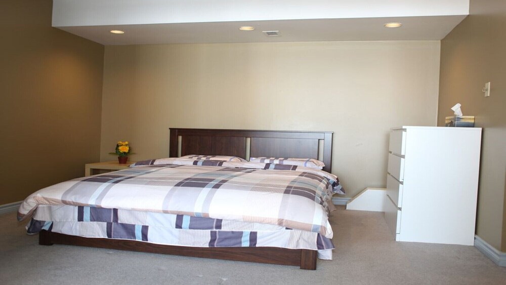 Home of 1000island 2Directly on STL River, private beach free boat