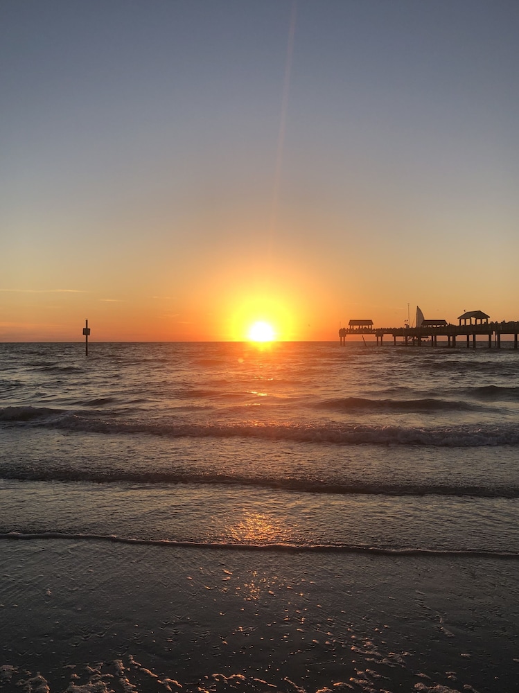 52 Foot Water Adventure Houseboat Clearwater Beach in St. Petersburg Clearwater Best Rates